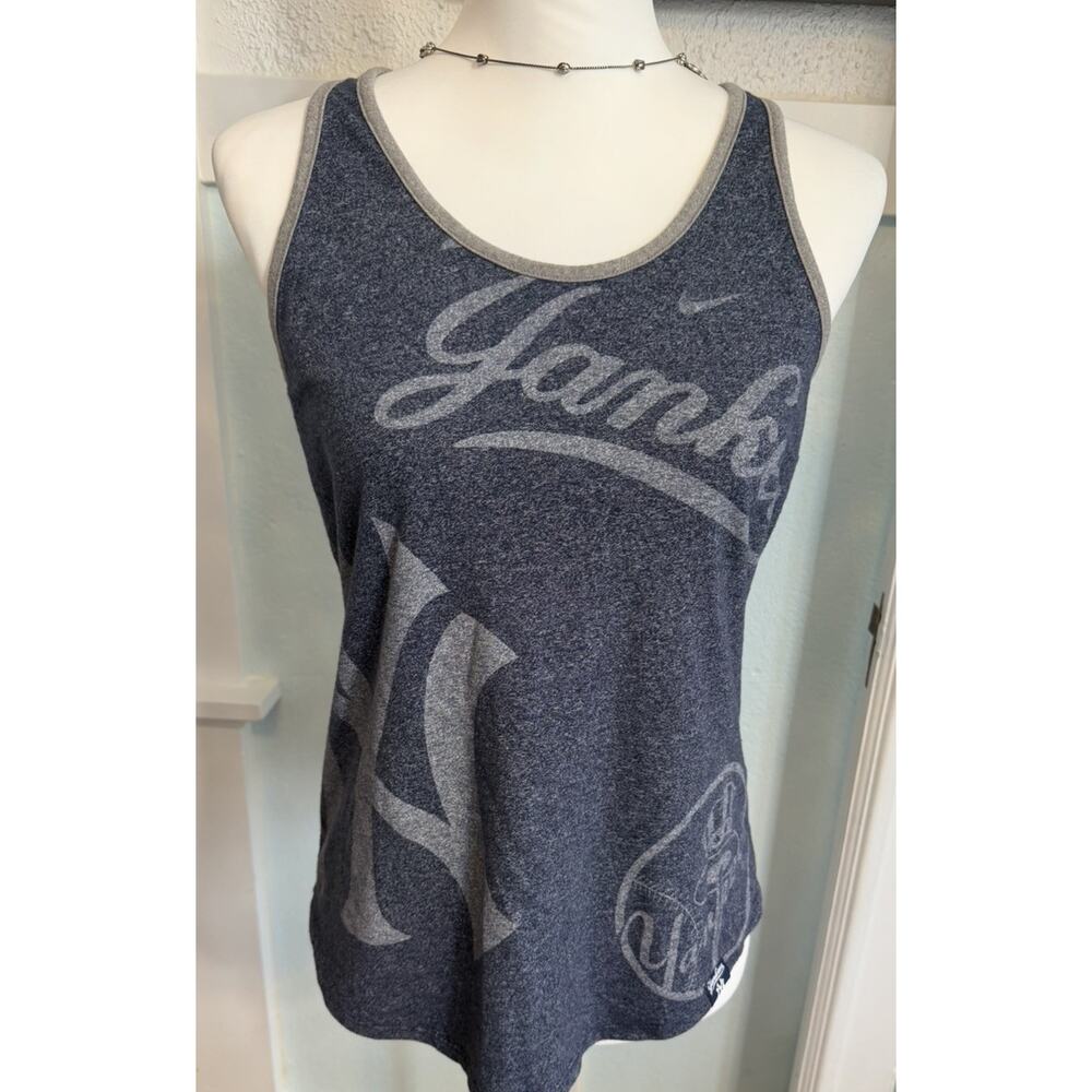 Nike New York Yankees Tank top Women Blue Small T Shirt Athletic Cut MLB